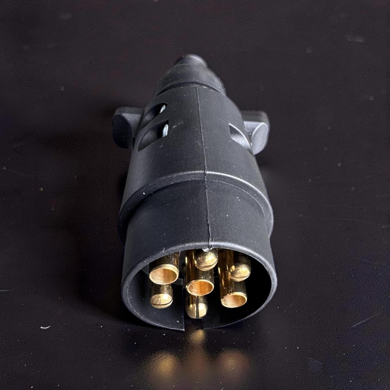 NYLON PLUG (7 PIN – MALE, HEAVY DUTY)