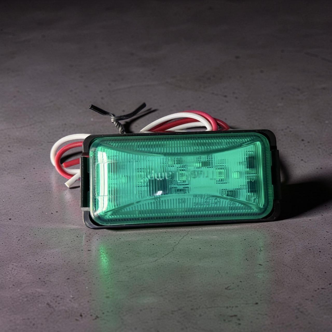 LED Green Rectangular Marker Lamp (12–24V)