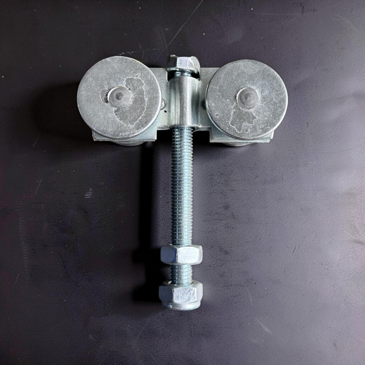 METRIC - 56K/S200 TRACK HANGER